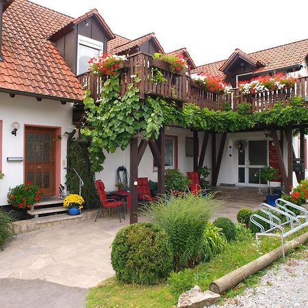 Kirschberghof Gaestehaus Und Weinverkauf Sommerhausen Exterior photo
