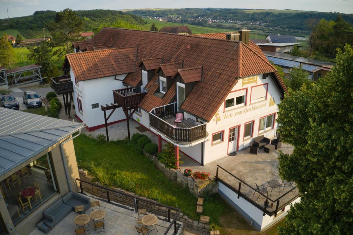 Kirschberghof Gaestehaus Und Weinverkauf Sommerhausen Exterior photo