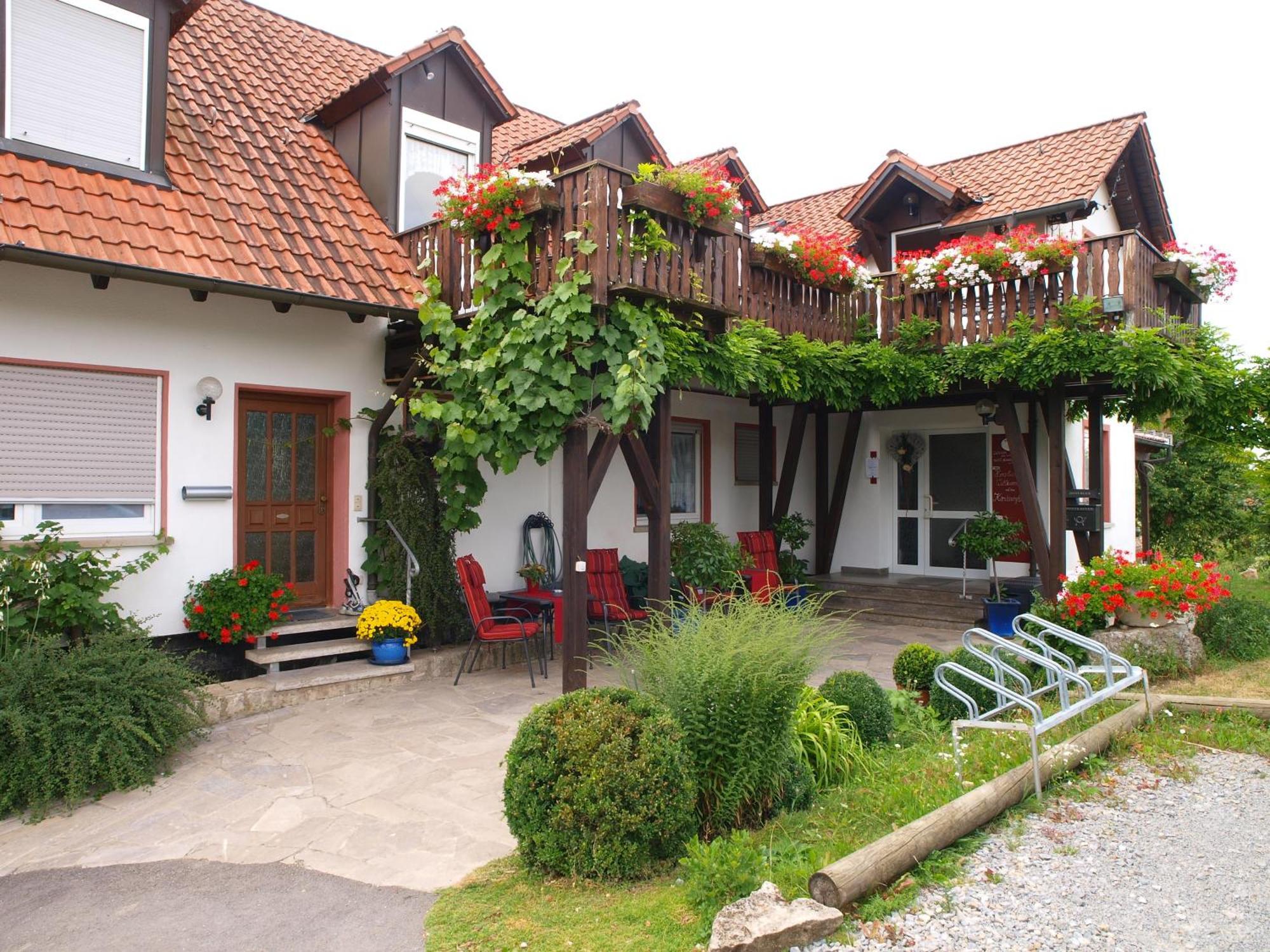 Kirschberghof Gaestehaus Und Weinverkauf Sommerhausen Exterior photo